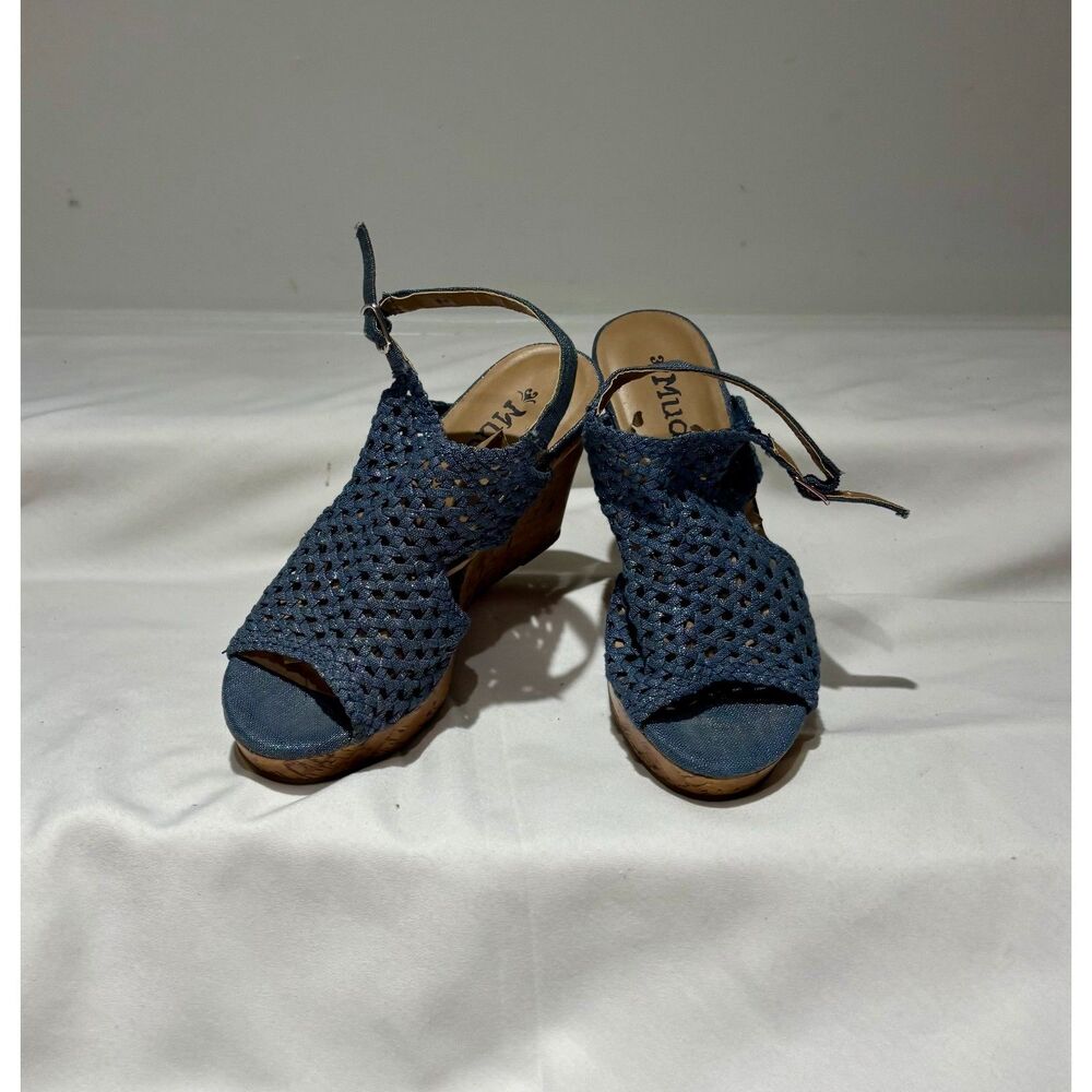 Women's Mudd Woven Wedge Sandals Size 9
